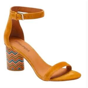Jeffrey Campbell Purdy Heels 8 NWOT Tan Sandals Chevron Travel Resort Cruise
